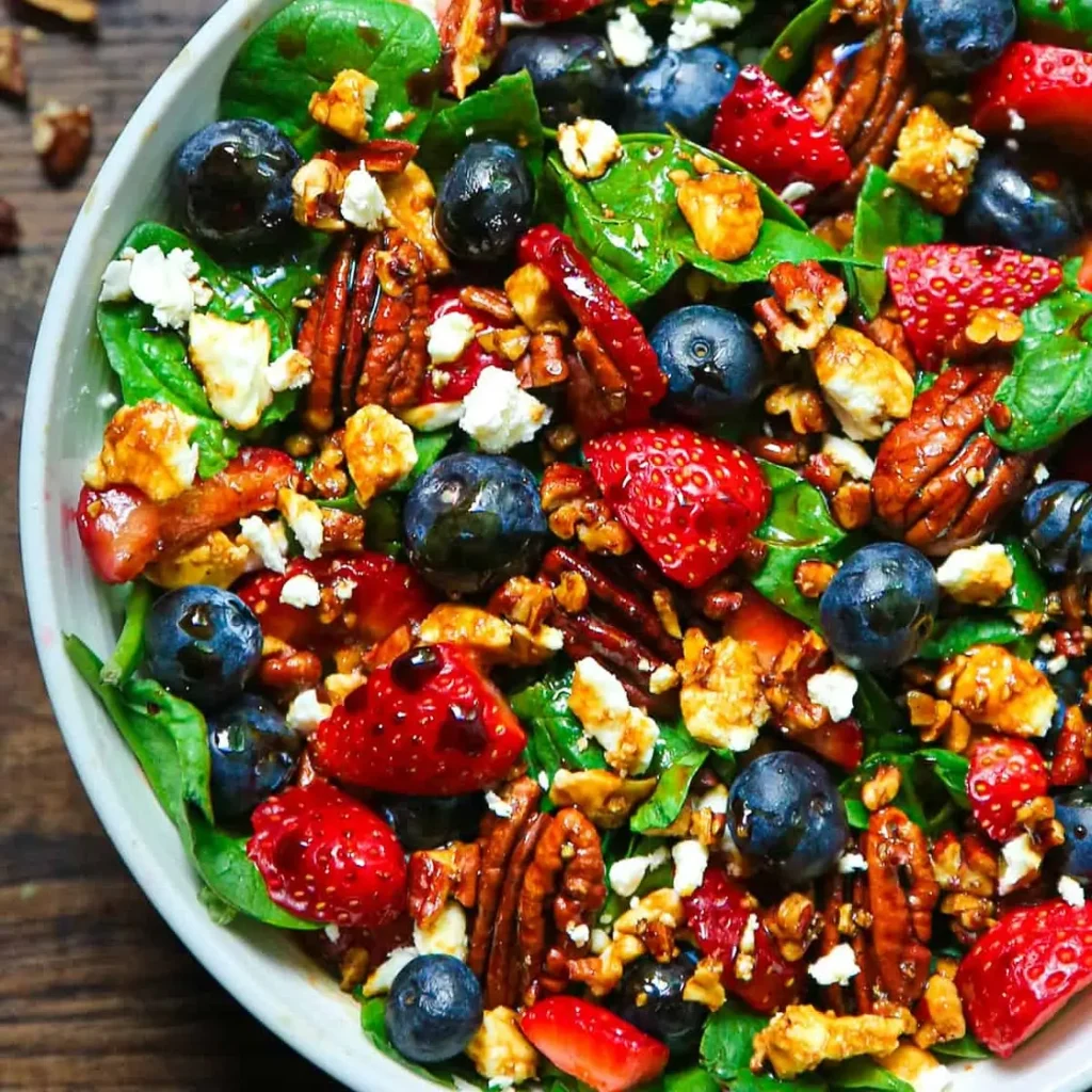 Strawberry Spinach Salad Recipe with fresh spinach, sliced strawberries, and a tangy balsamic vinaigrette